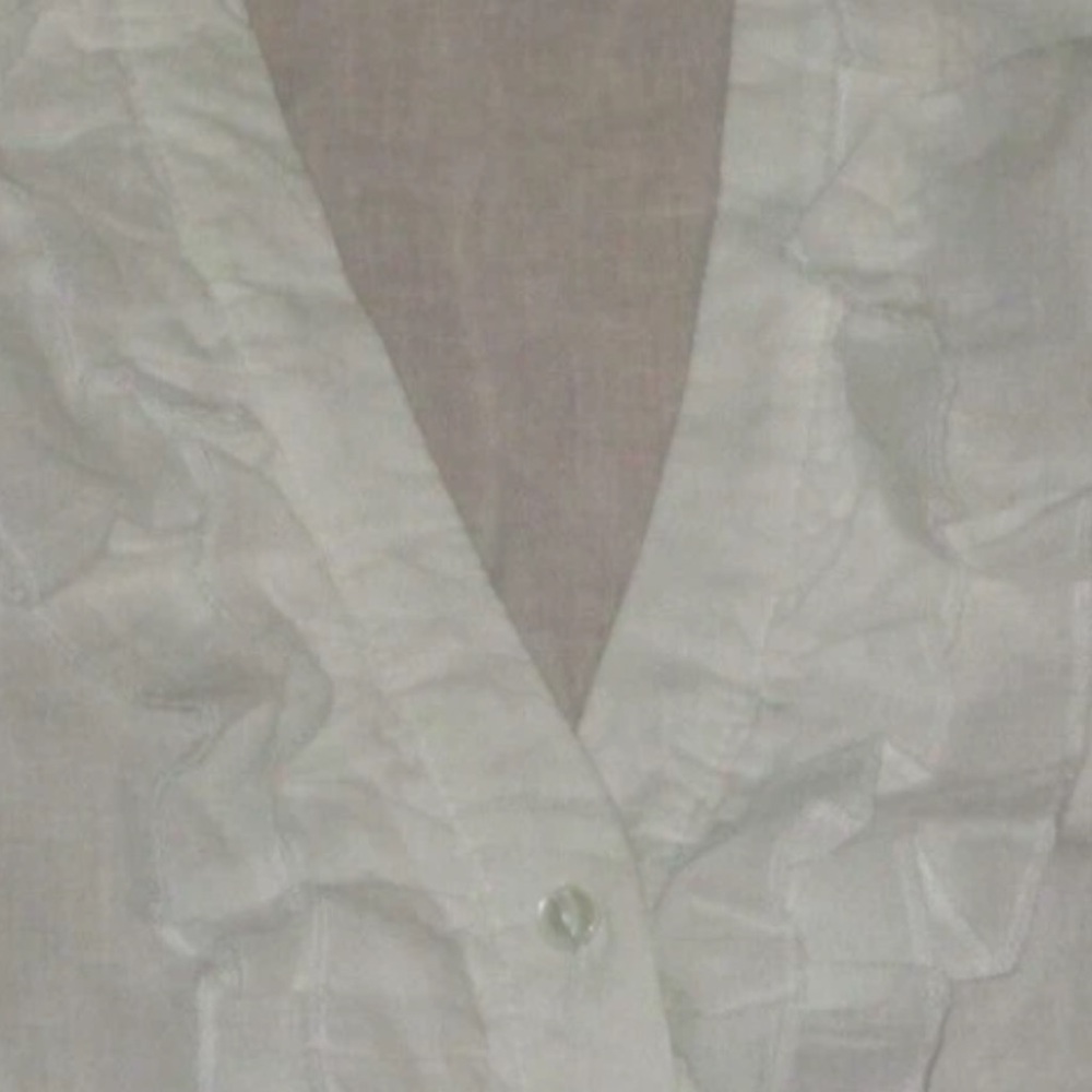 Body Central White Ruffled Blouse - Picture 3 of 7
